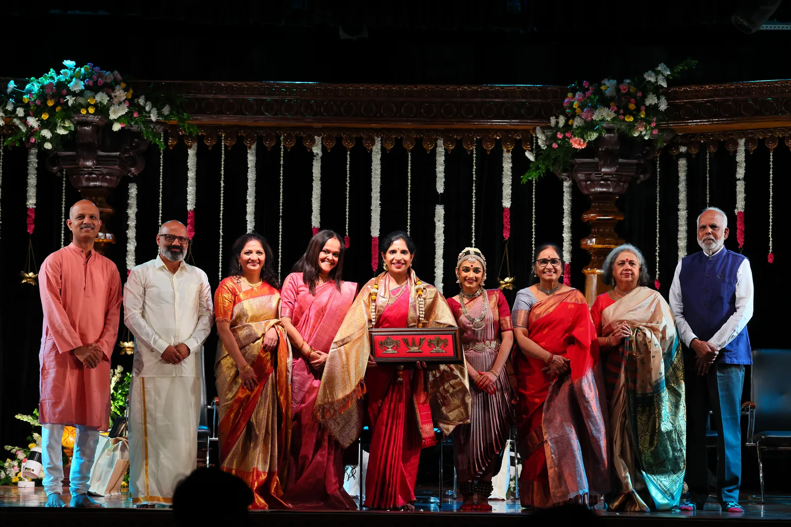 Ananya with her guru, family and chief guests